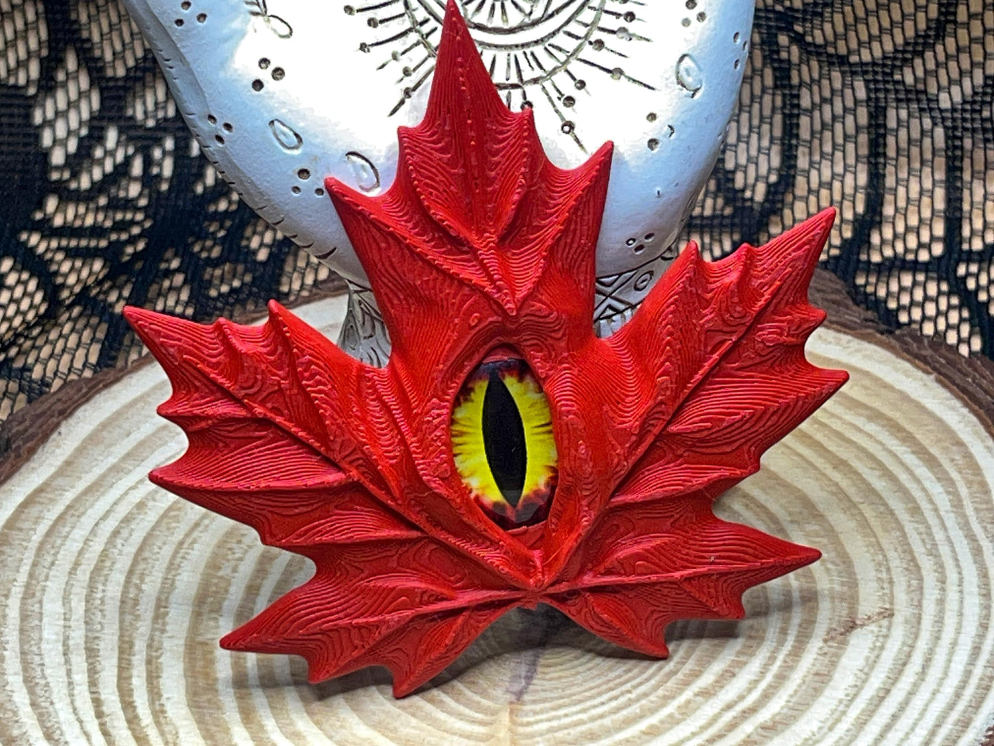 All-Seeing Eye Maple Leaf – 3D Printed Occult Decor – Mystical Gothic Forest Altar Figure