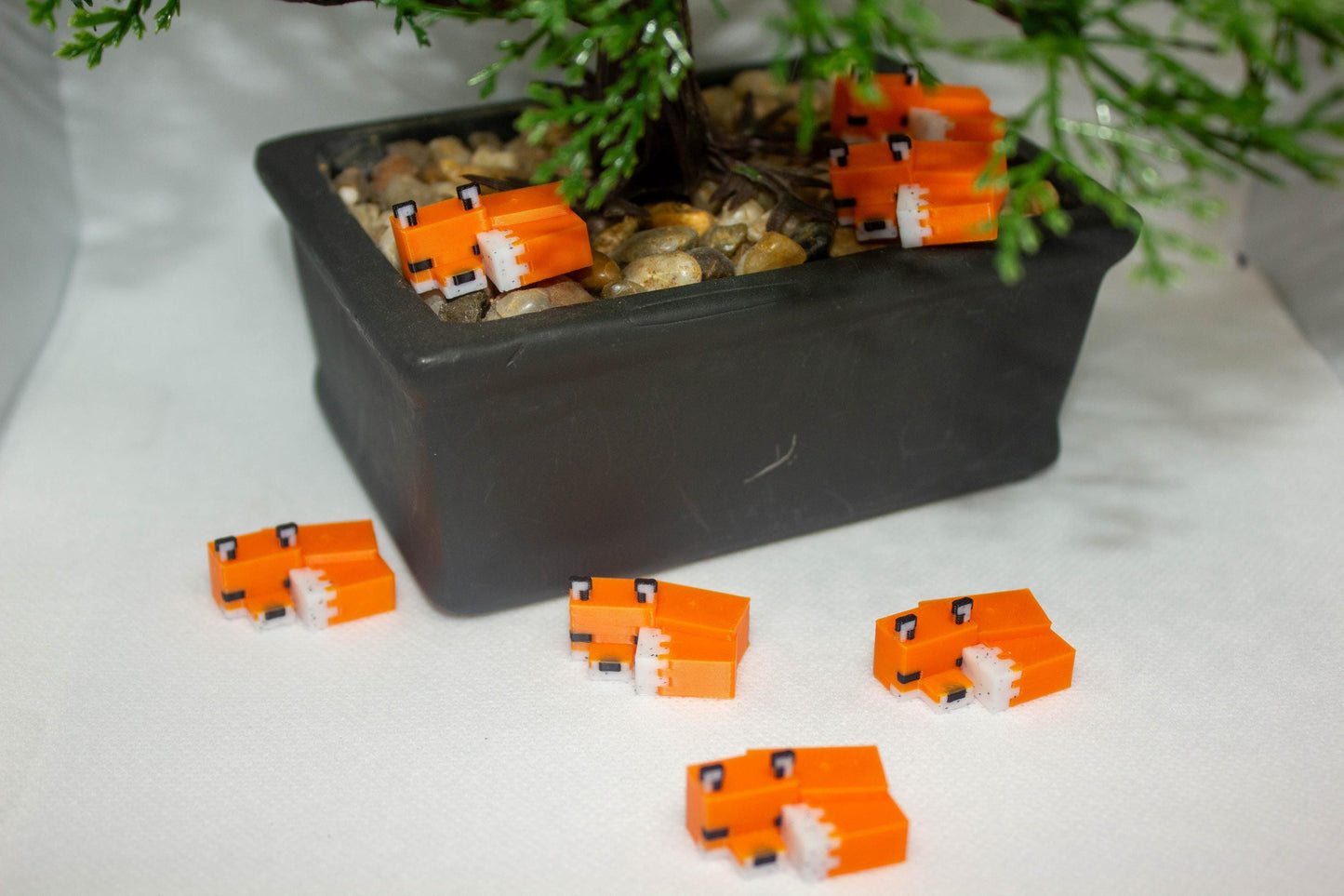 Sleeping Fox Miniature Figurine – Minecraft Inspired Tiny Fox