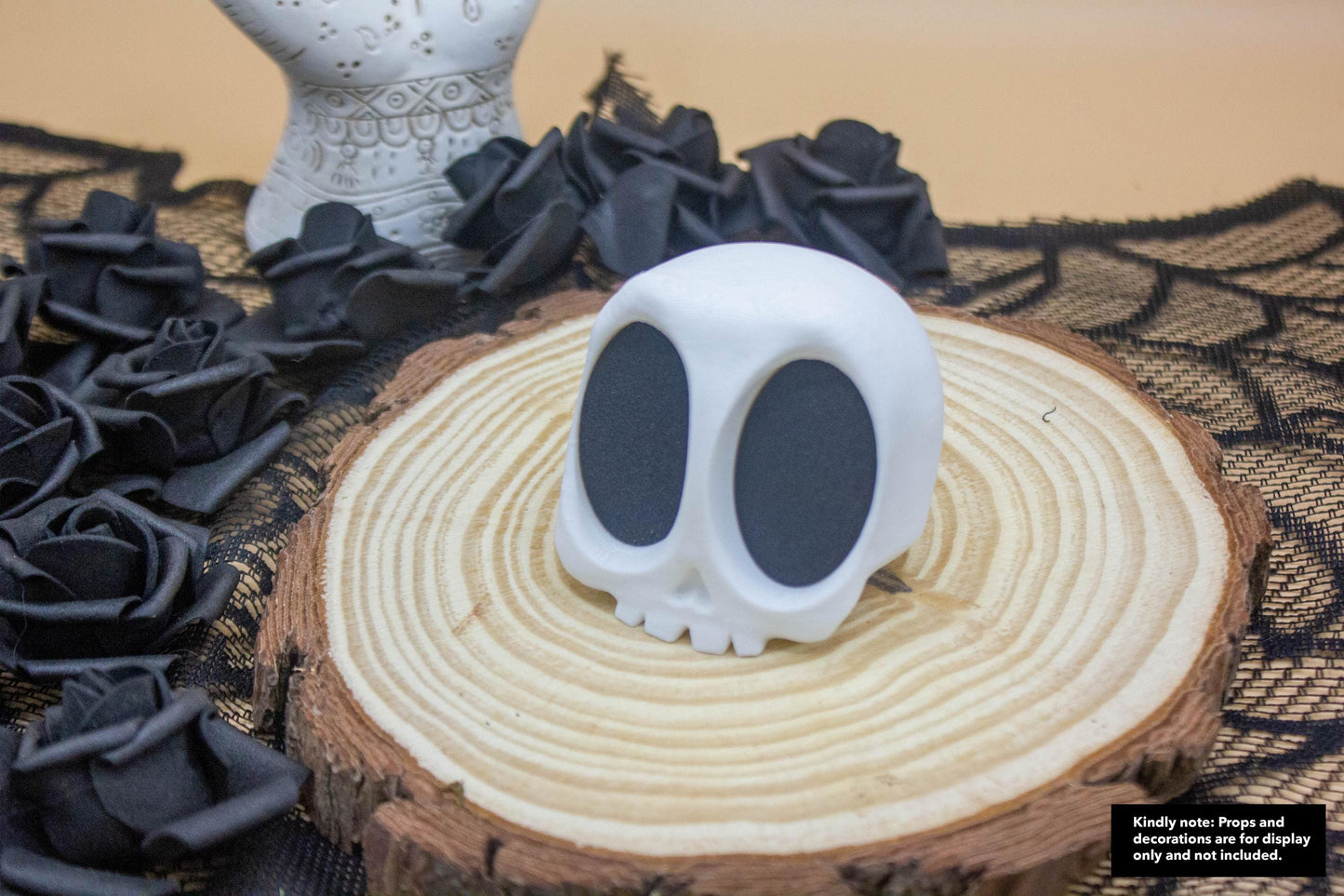 Desk Skull Figure – Gothic Home Decor, Spooky Office Accessory, 3D Printed Miniature, Halloween Gift