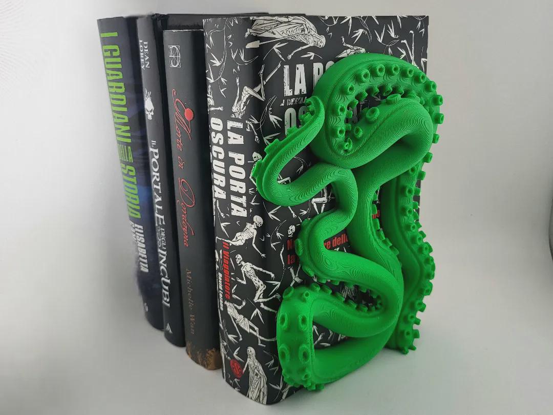 Kraken Tentacle Bookend | Octopus Arm Shelf Decor for Fantasy & Ocean Lovers | Unique 3D Printed Sea Monster Gift for Bookworms