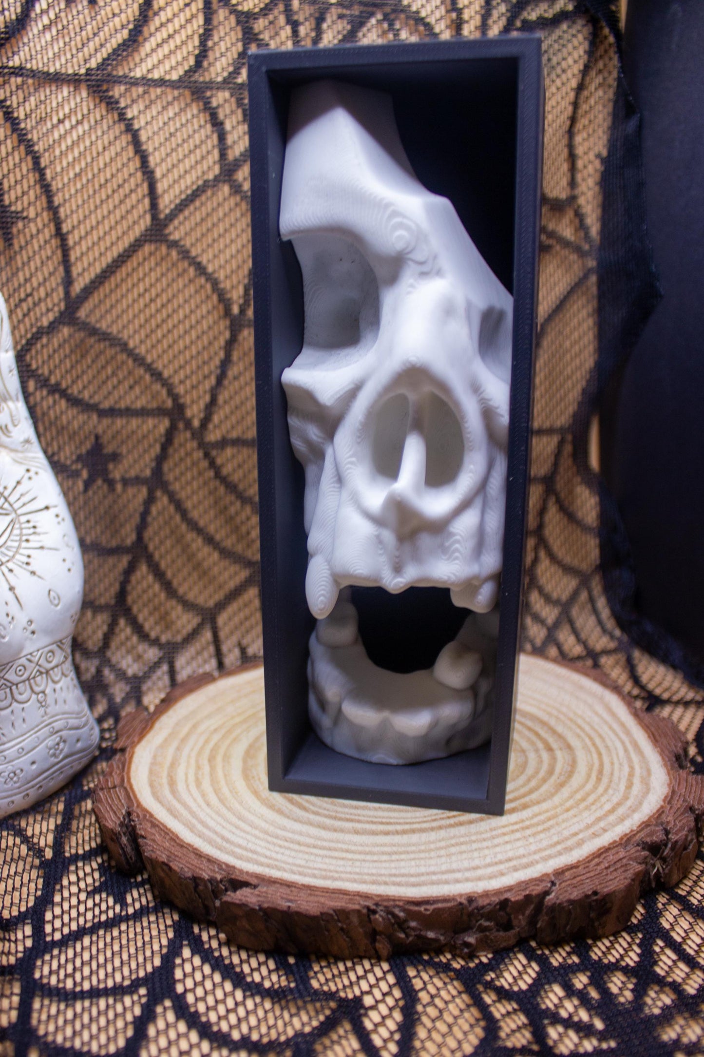 Gothic Skull Book Nook Insert: Dark Fantasy Diorama for Haunted Bookshelf Decor - Spooky Halloween Gift