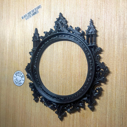 Circular Victorian Frame – 3D Printed Gothic Wall Decor – Ornate Baroque Gallery Accent