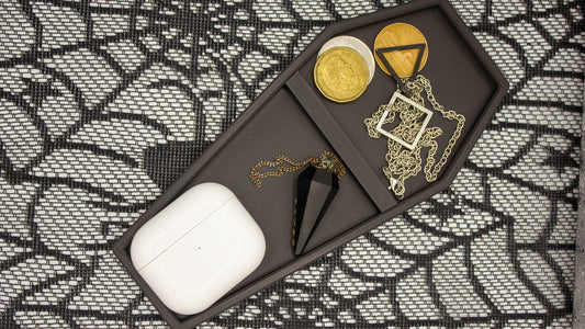 Gothic Coffin-Shaped Tray | Jewelry, Coin, Accessory Holder | Dark Decor Organizer for Halloween Enthusiasts, Witchy Aesthetic