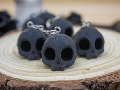 Cute Skull Keychain - 3D Printed Spooky Jewelry, Gothic Gift for Halloween, Goth Aesthetic Accessory & Unique Charm