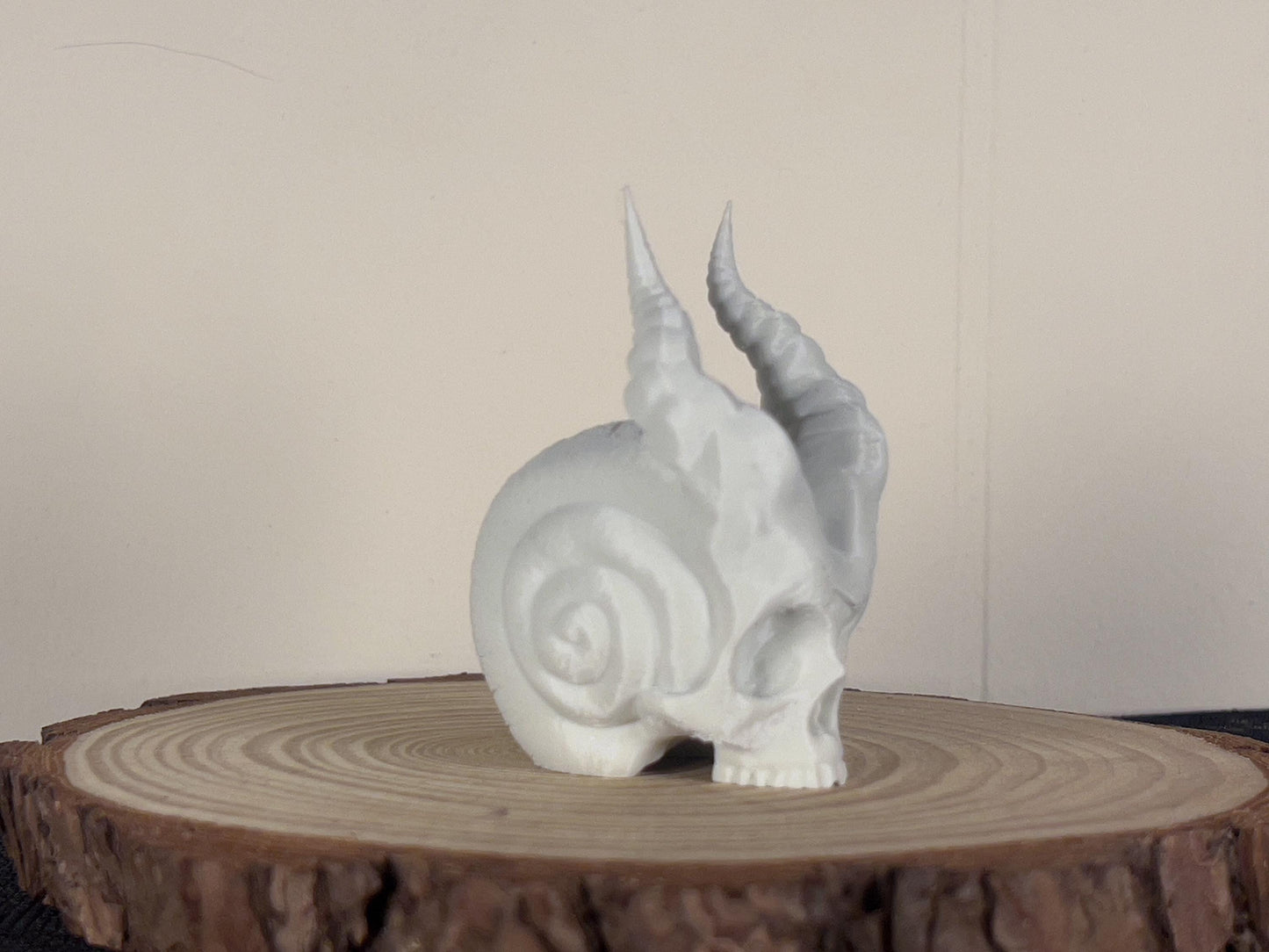Skull Of The Demon Snail – 3D Printed Gothic Decor, Unique Macabre Art Piece for Dark Aesthetic Spaces