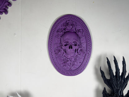 Gothic Skull Roses Plaque – Dark Gothic Decor, Skull Wall Art, Gothic Rose Frame, Macabre Home Accent